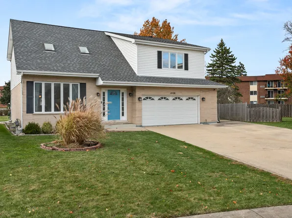 1470 Abourndale Ct, Wheeling, IL 60090