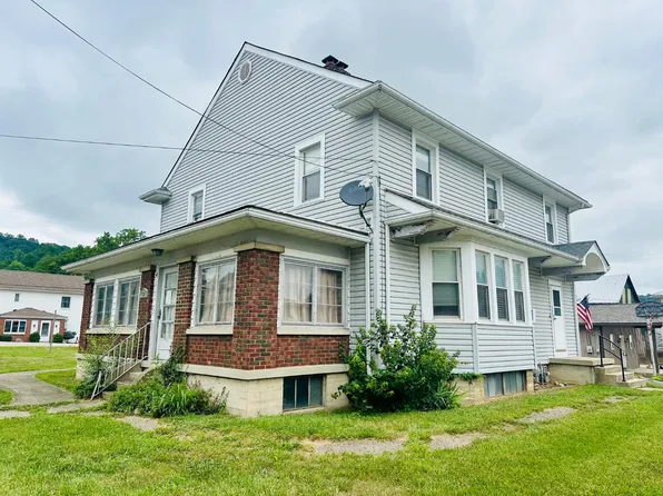 501 4th St, Cedar Grove, IN 47016