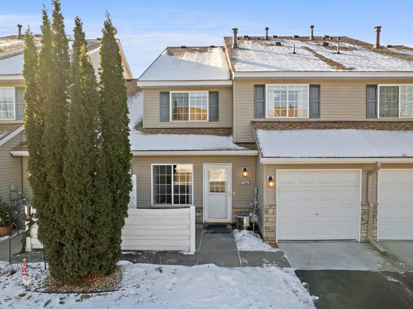 8279 Delaney Dr #18, Inver Grove Heights, MN 55076