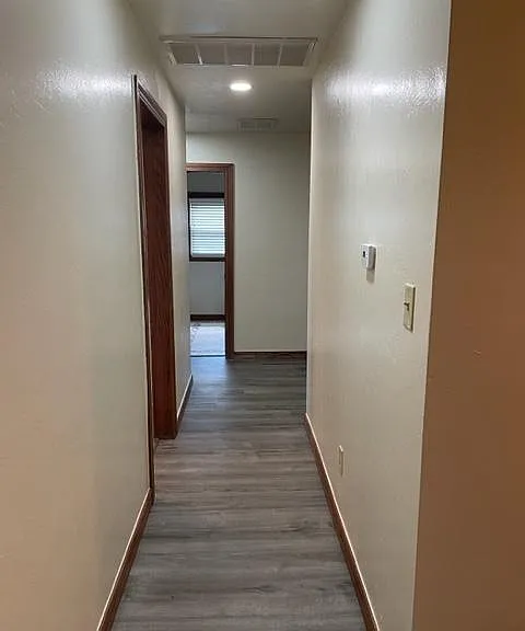 2529 Kings Way — Photo 6