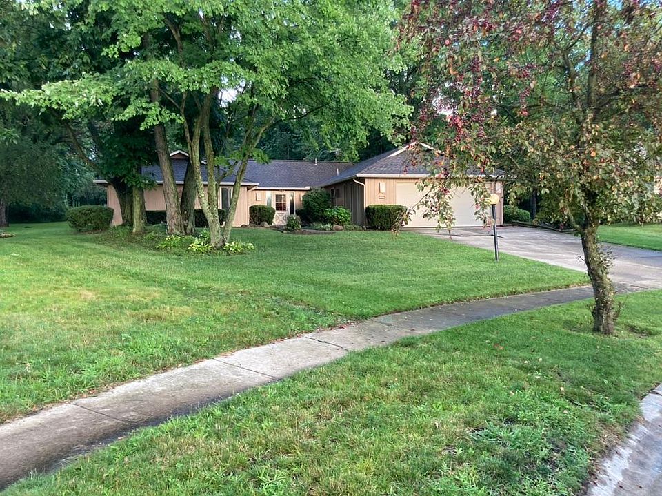 1st image of 6361 Oakwood Cir