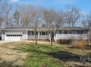 1140 Knollwood Dr, Claremont, NC 28610