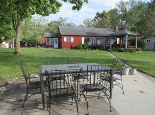 39591 Clearmont Rd, Battle Lake, MN 56515