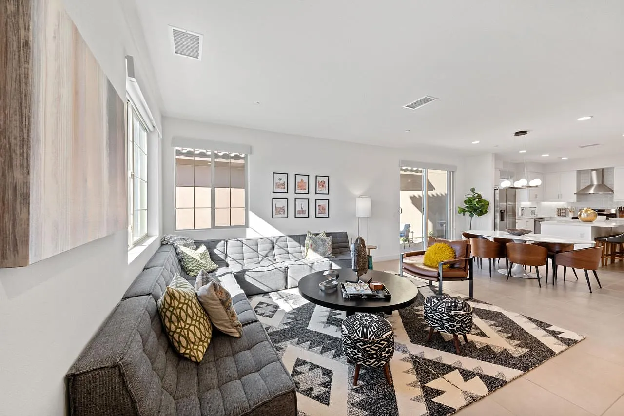 3 bed, 2.5 bath, 1960 sqft, $4,500 — Photo 4
