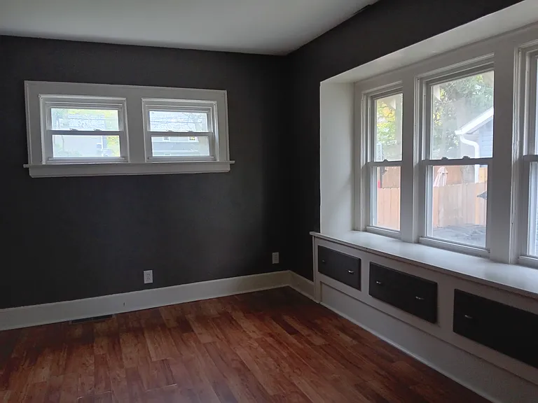 513 Storer Ave — Photo 9