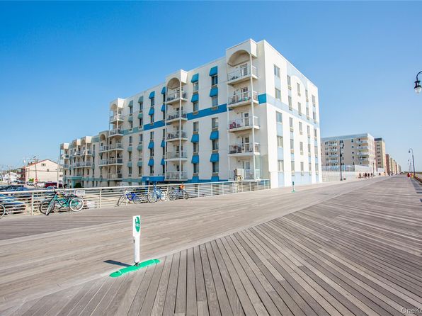 10 Franklin Blvd APT 408