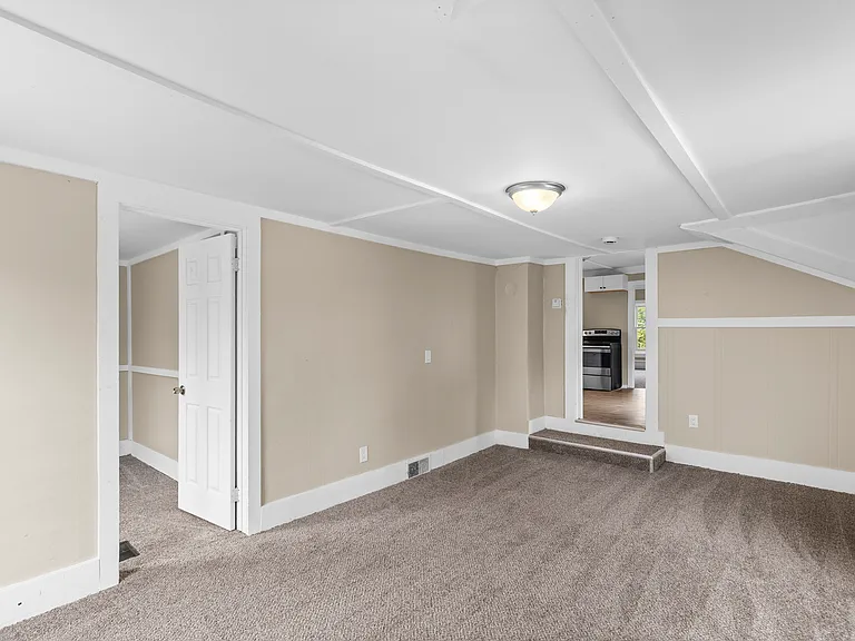 113 Barlow St #2 — Photo 9