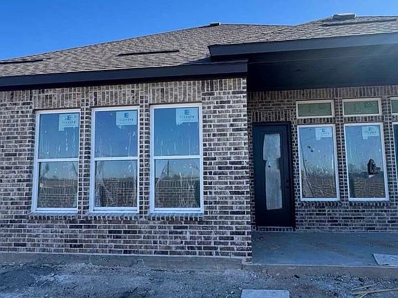 4th image of 7105 Bergamot Dr