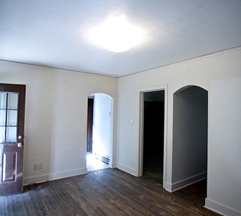 2nd image of 645 NE Campus St APT 1