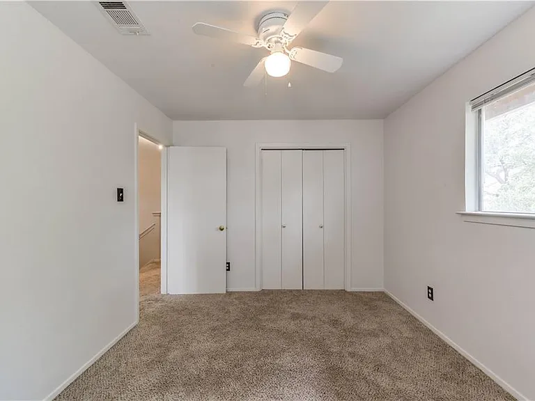 4200 Everest Ln — Photo 19