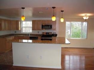 9204 Crossbow Rd, Fort Washington, MD 20744