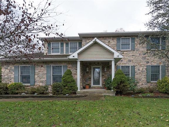 2nd image of 2770 Destiny Ln