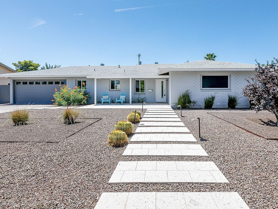 2123 W Windsor Ave-1