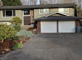 19314 Kenlake Pl NE, Kenmore, WA 98028