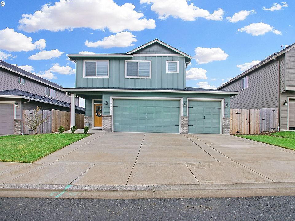 1st image of 10724 NE 109th St