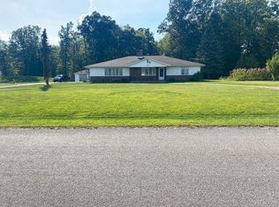 13306 Houk Rd, Monroeville, IN 46773