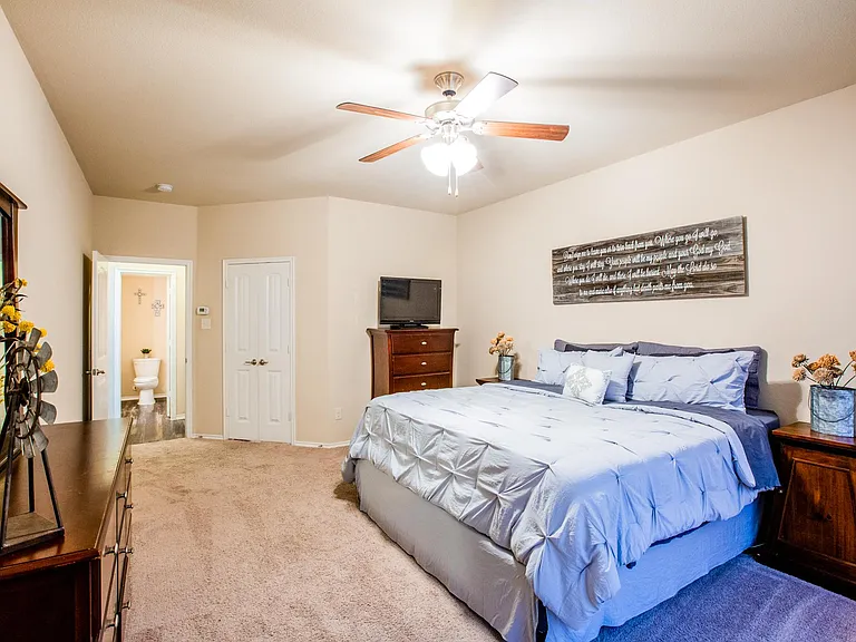 1324 Red River Dr — Photo 37
