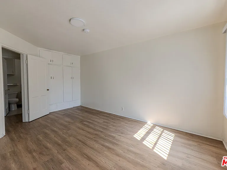3821 Lockland Dr — Photo 11