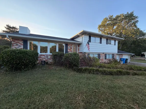 1815 Clayton Dr, Chattanooga, TN 37421