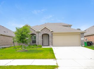 1304 Rembrandt Dr, Lake Dallas, TX 75068