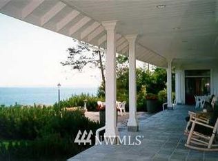 350 Renier Rd, Nordland, WA 98358