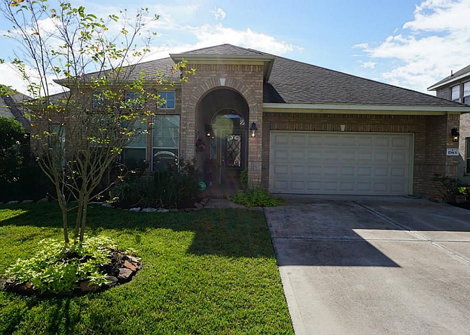 1st image of 17815 Sugarloaf Bay Dr
