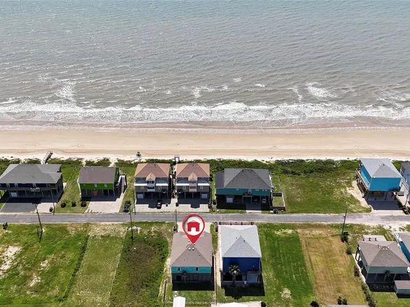 1121 Blue Water Dr, Crystal Beach, TX 77650