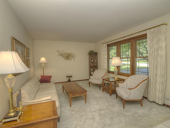 2nd image of 38W319 Bernice Dr