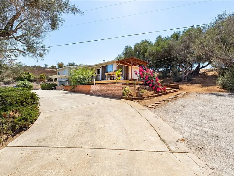 2576 Green Hills Way — Photo 3