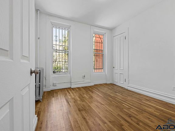 2nd image of 297A Pulaski St #2C