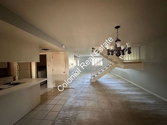 3rd image of 1281 Colonial Pkwy