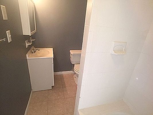 5th image of 428 Convent Ave APT 2