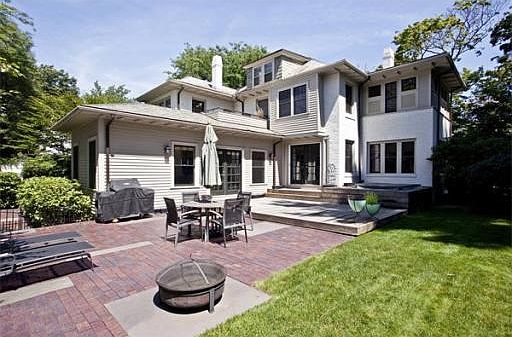 2nd image of 105 Larchwood Dr