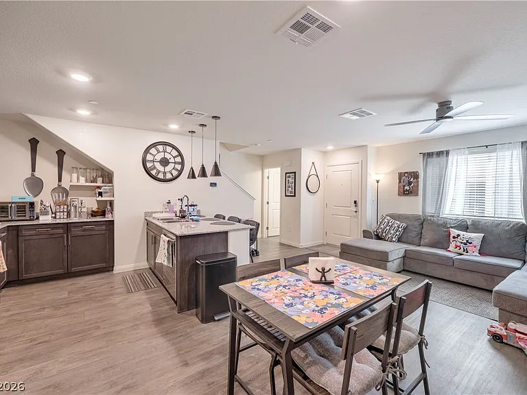 6816 Citron Mist Ct — Photo 9