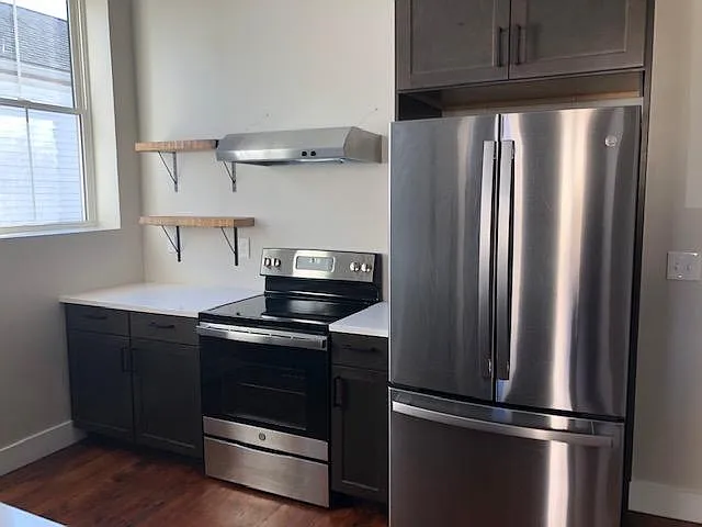 906 Saratoga St #1 — Photo 6