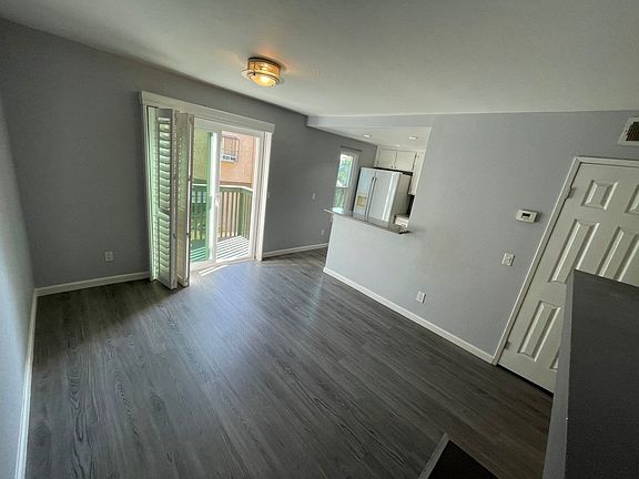 2nd image of 2121 Mendocino Blvd