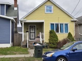 76 James St, Green Island, NY