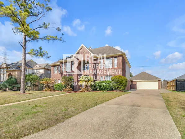 14418 Ardwell Dr, Sugar Land, TX 77498