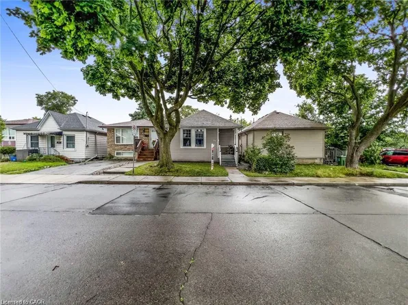 74 Province St N, Hamilton, ON L8H 4H6