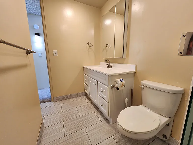 555 University Ave #3401 — Photo 20