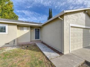 7533 Tamoshanter Way, Sacramento, CA 95822