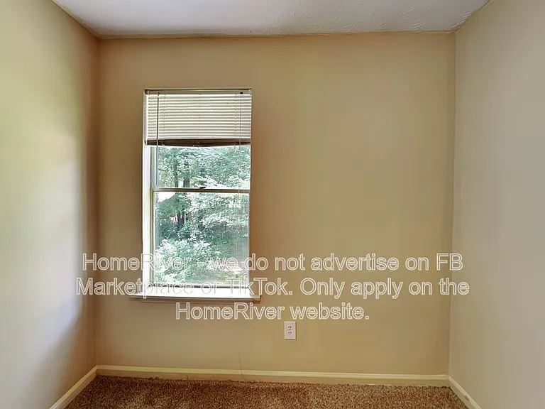 2871 Eastland Way — Photo 12