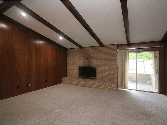 5th image of 6603 Sabrosa Ct E