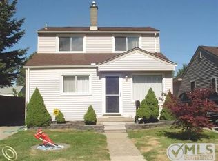 2356 Downing St, Melvindale, MI 48122