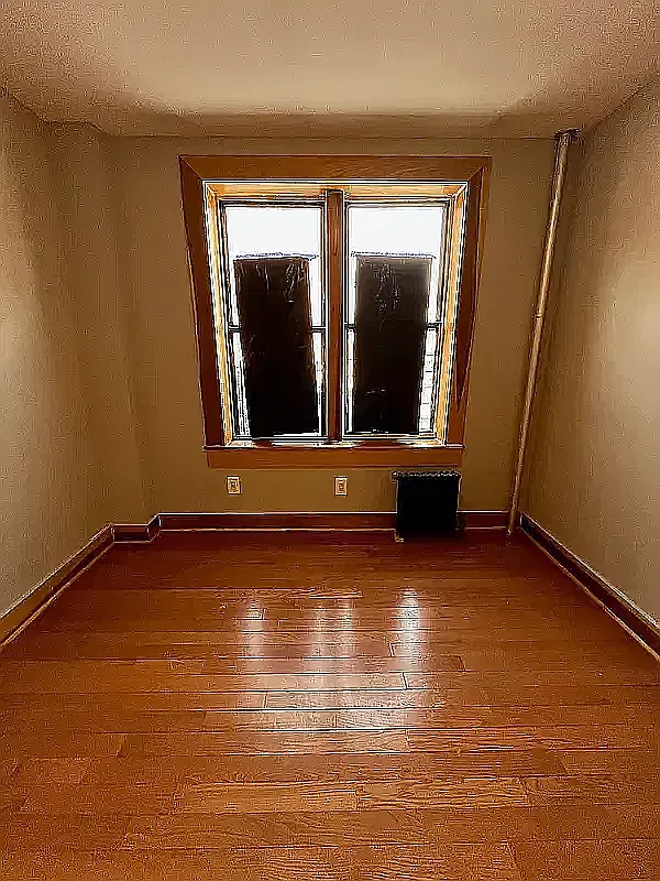 340 Webster Avenue — Photo 3