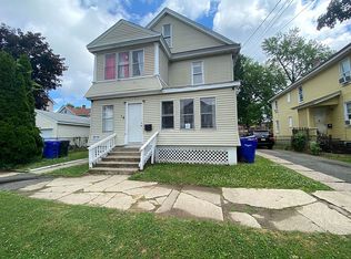 17-19 Carver St, Springfield, MA 01108