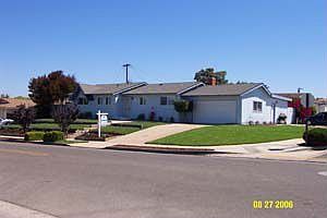 1st image of 803 Pauline Ct