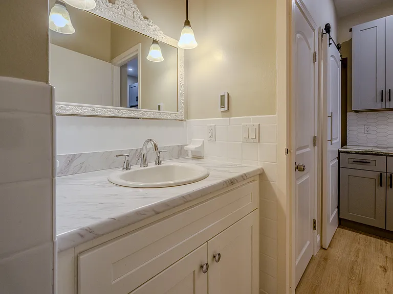 340 Main St #703 — Photo 13
