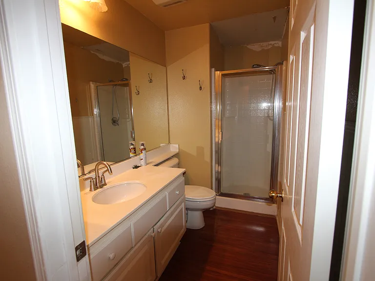 Downstair bathroom