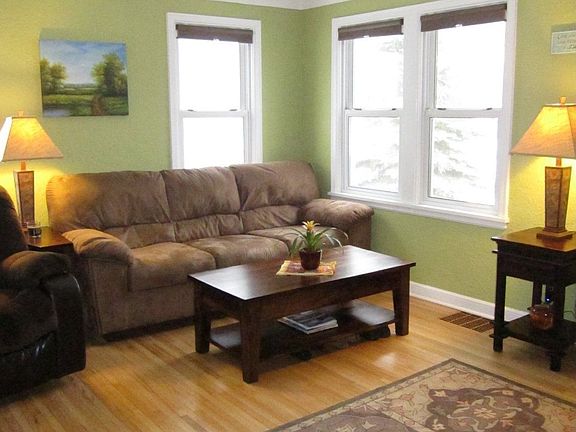 2nd image of 1726 Sherwood Ave
